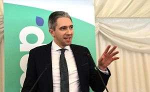 DPA: Ameninţări cu bombă la domiciliul vicepremierului Irlandei